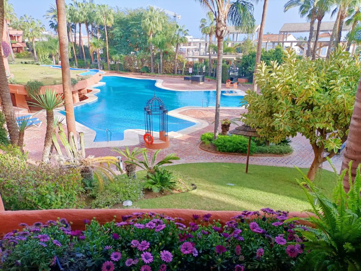 Oasis 3 Bedroom Golden Mile Appartement *